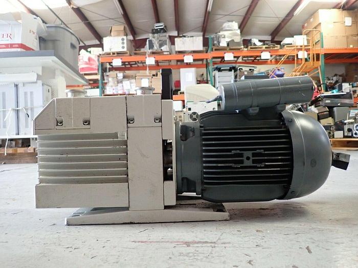 Used Leybold Type S25B TriVac Rotary Vane Vacuum Pump with AEG Motor