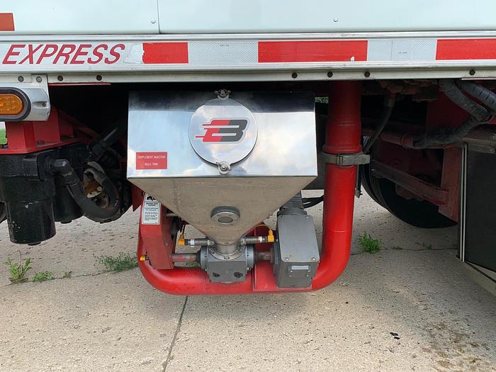 Used 2004 EXPRESS BLOWER/KENWORTH EB70/T800