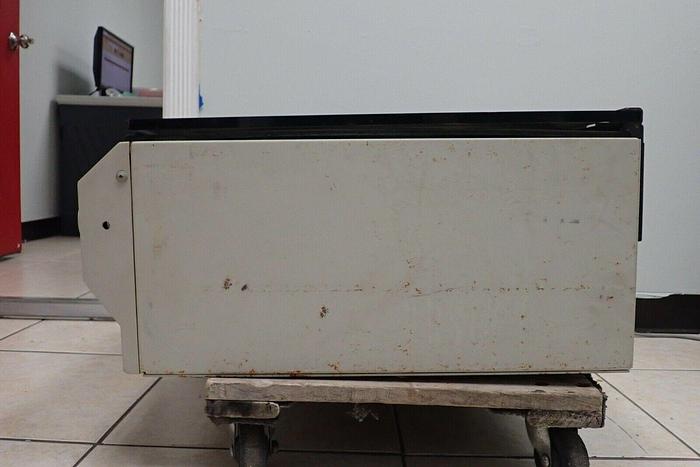 Used Du Pont Sorvall Model T6000B Benchtop Centrifuge with Rotor & Buckets