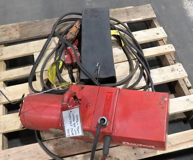 Used DAYTON 3 TON ELECTRIC HOIST