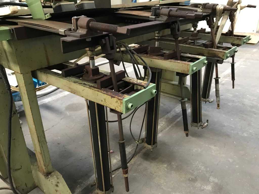 Usato Pressa snervatrice per legno massiccio 173×100