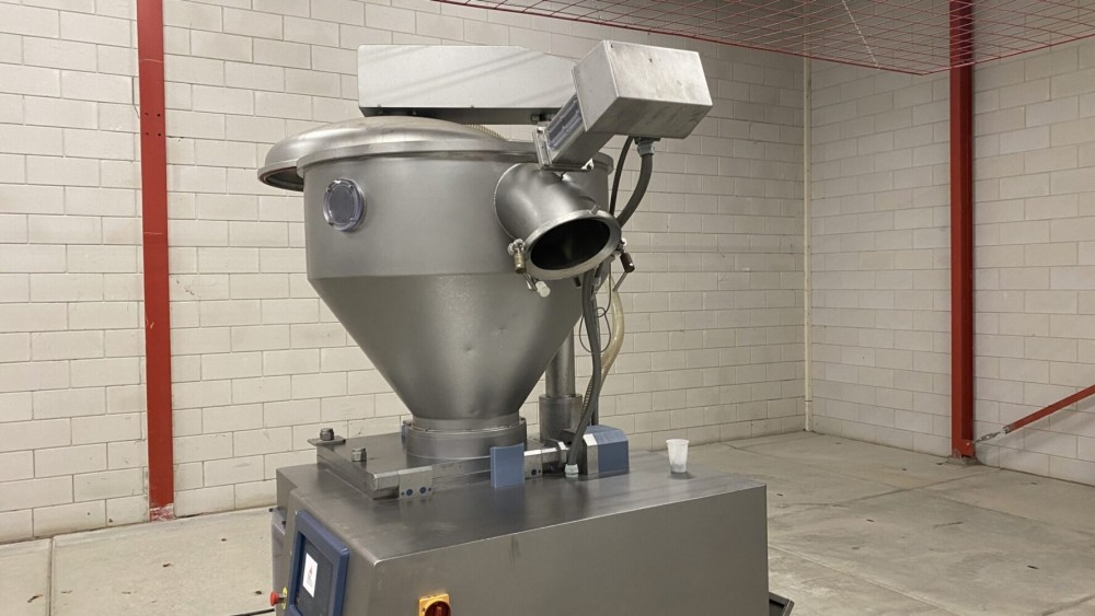 Used Risco RS650 double vacuum filler