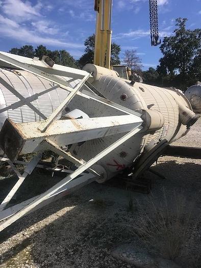Used Used Nooter Corporation (Missouri  Boiler) approximately 3,000 gallon 316L stainless steel vertical tank.