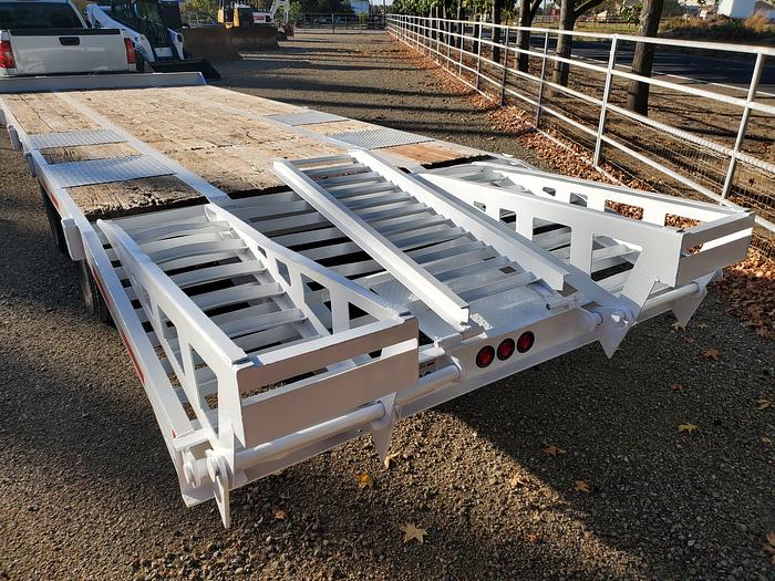 Used 2000 National 10Ton Equipment Trailer