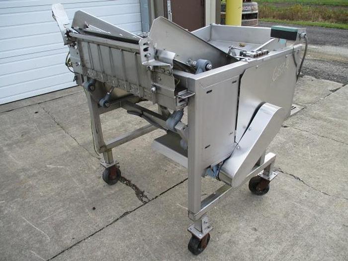 Used Magnuson Shufflo Feeder FDR/ALGNR, Md #346001 for Orienting & Feeding