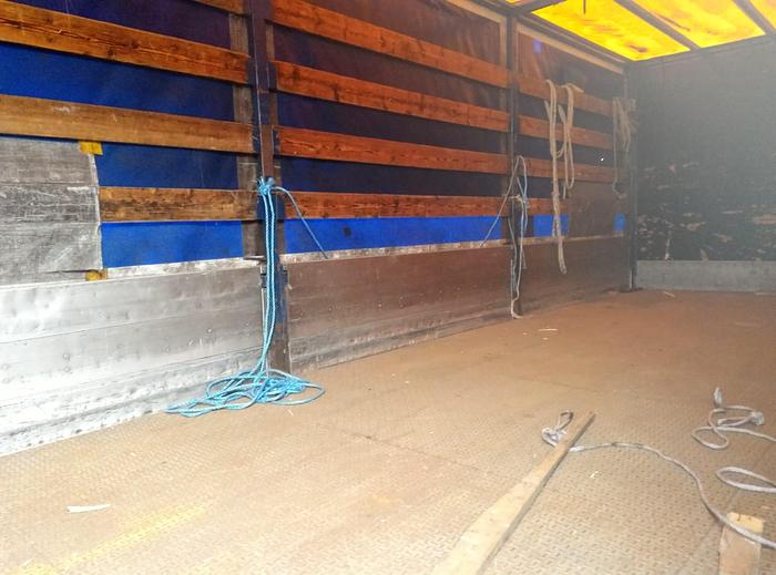 Usado 1992 MERCEDES-BENZ 1422 curtainsider