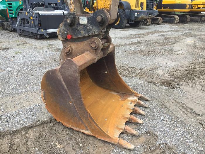 Used 2005 JCB JS 130