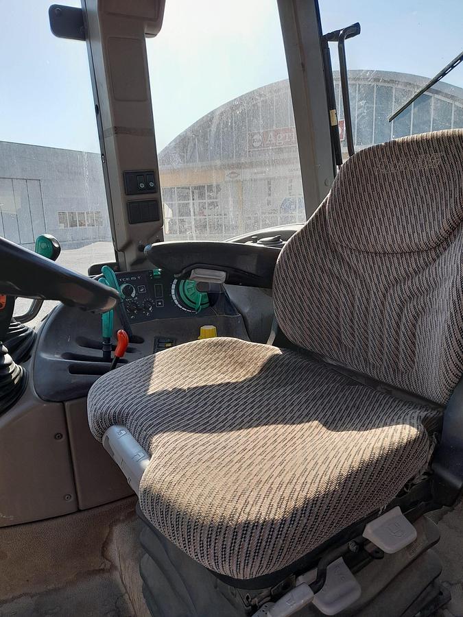 Usato TRATTORE CLAAS ARES 696 ipotesi asta RB DICEMBRE