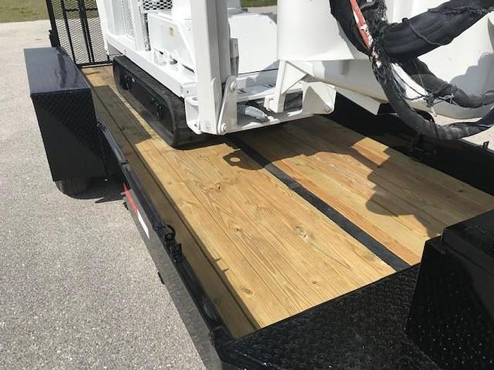 Used 2008 Versalift SST40EIH 45ft Backyard Bucket Crawler - C31650