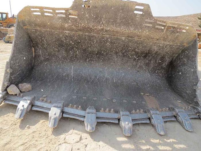 Used 2017  CATERPILLAR 988K