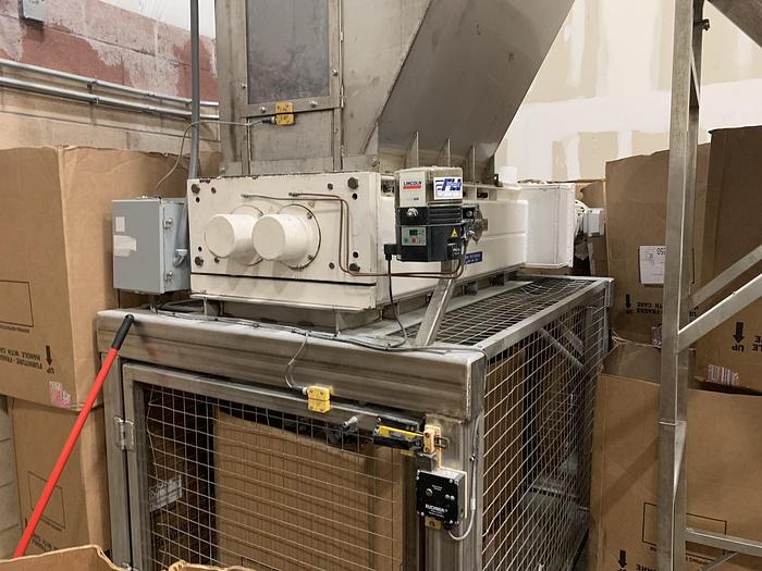 Used SHRED TECH DUAL SHAFT 20HP SHREDDER WITH CONVEYOR