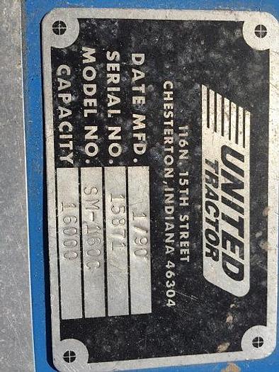 Used 1990 United SM160 Pushback tow tractor.