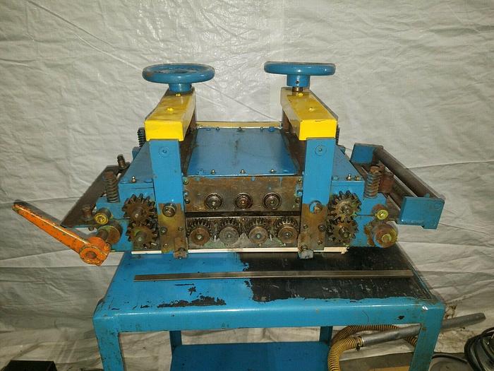 Used Standard 10" Stock Straightener Camber Leveler Roll Feed For Metal Stamping