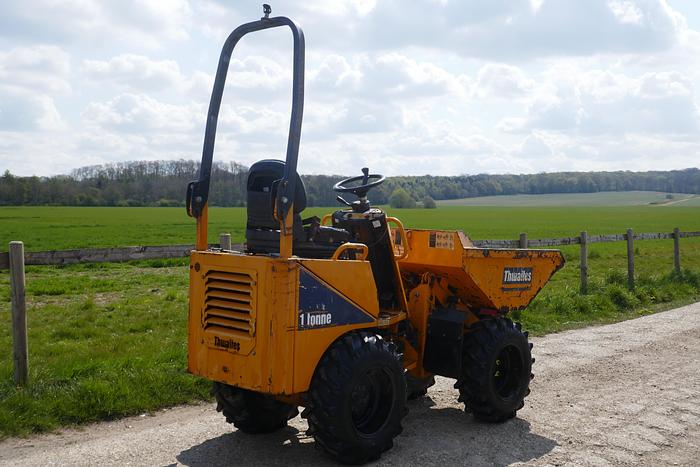 Used 2015 THWAITES 1 TONNE