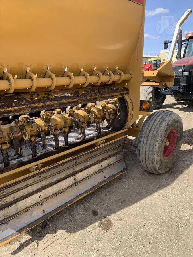 Used 2010 HAYBUSTER 2655