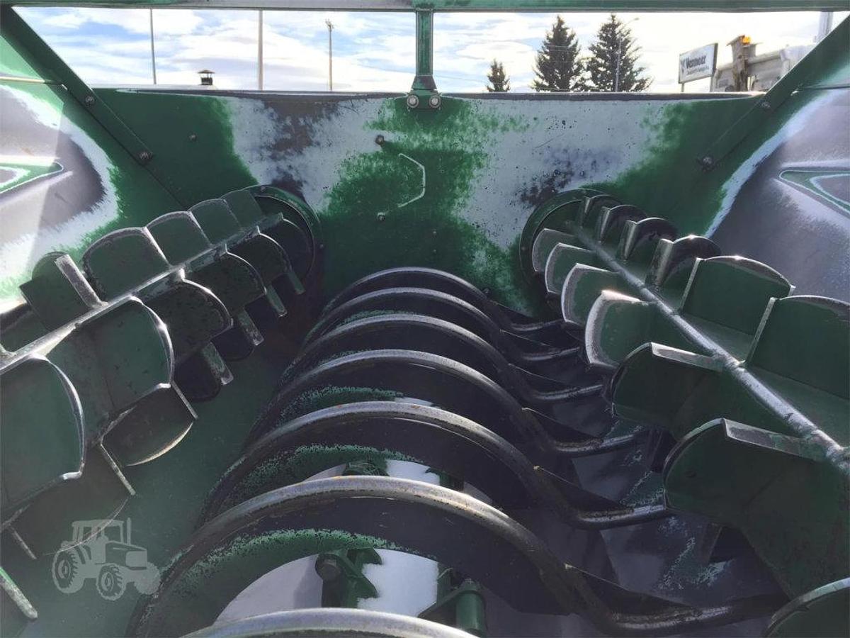 Used BALE KING VORTEX 2000