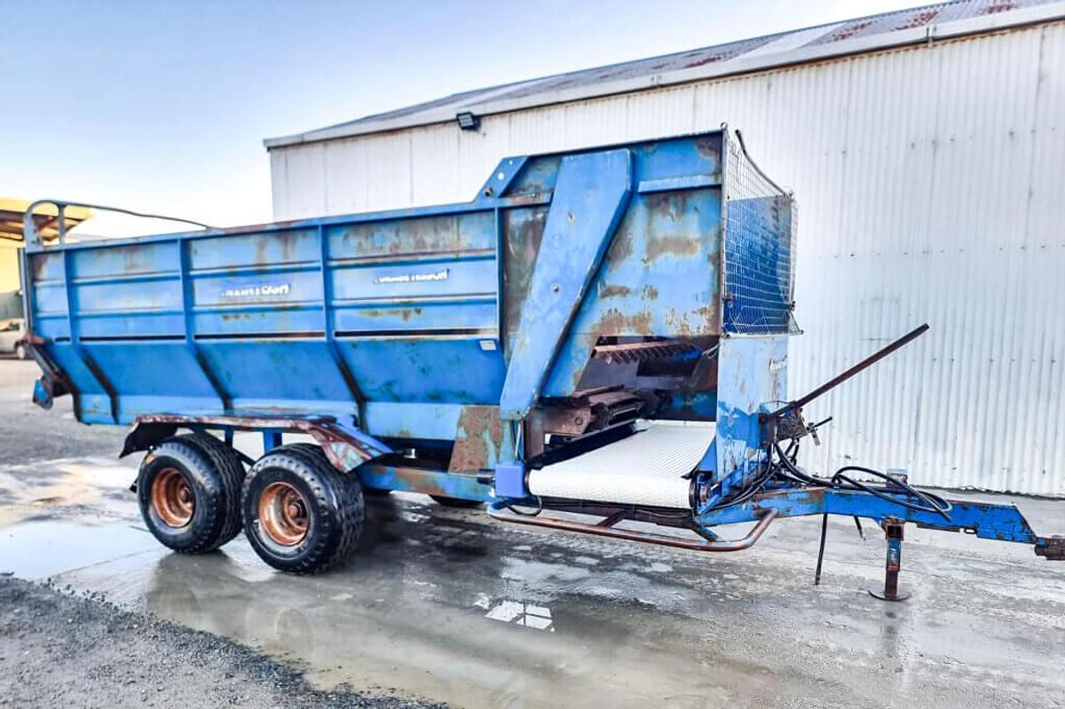 Used McIntosh 700 Silage Wagon