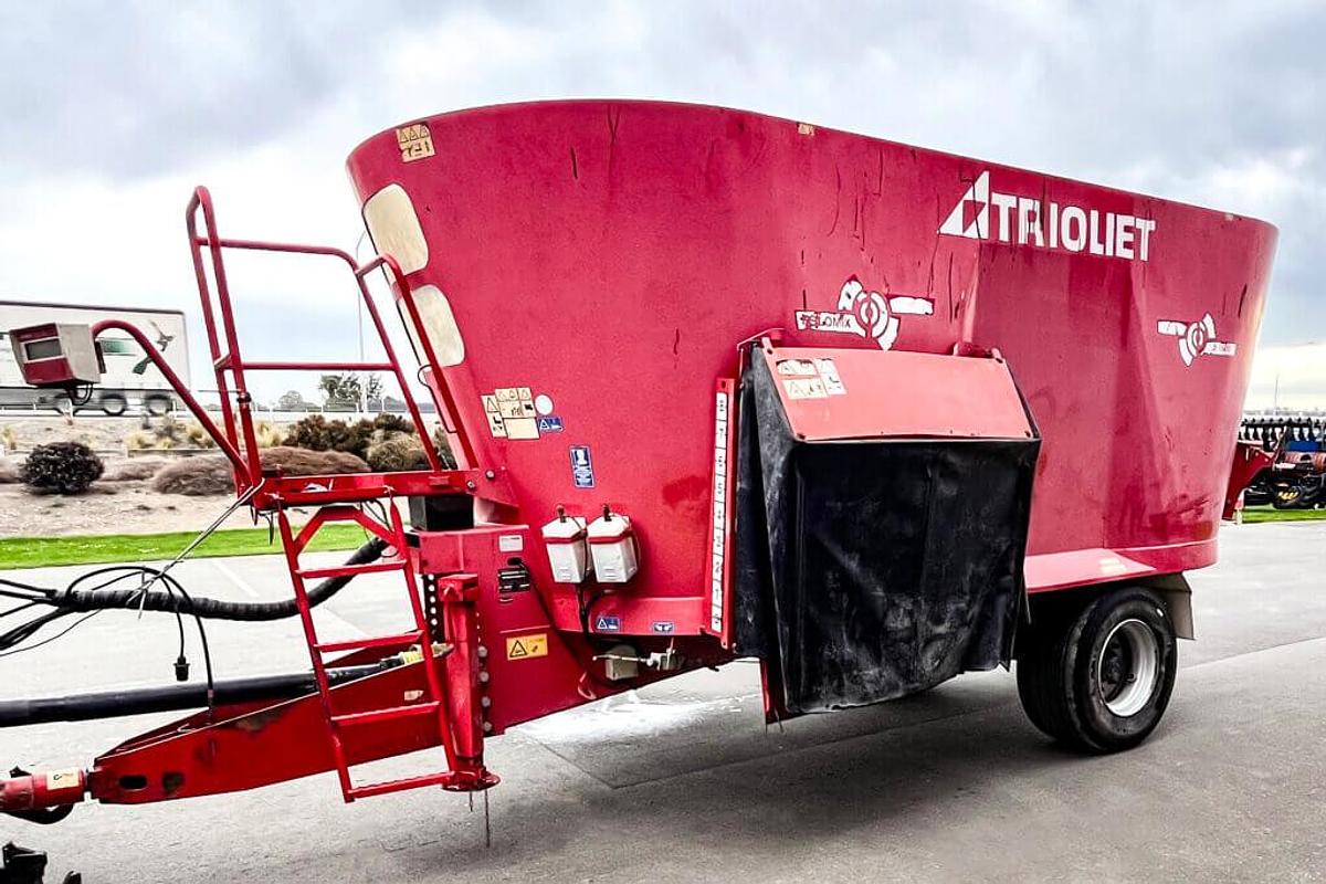 Used Trioliet 18cum Mixer wagon