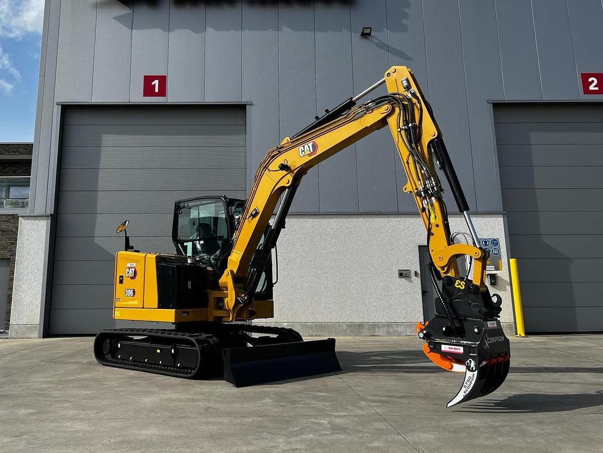 S1100/1100 SCORPION MOUNT