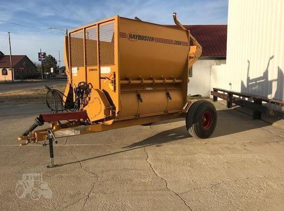 Used Haybuster 2660 Bale Processors