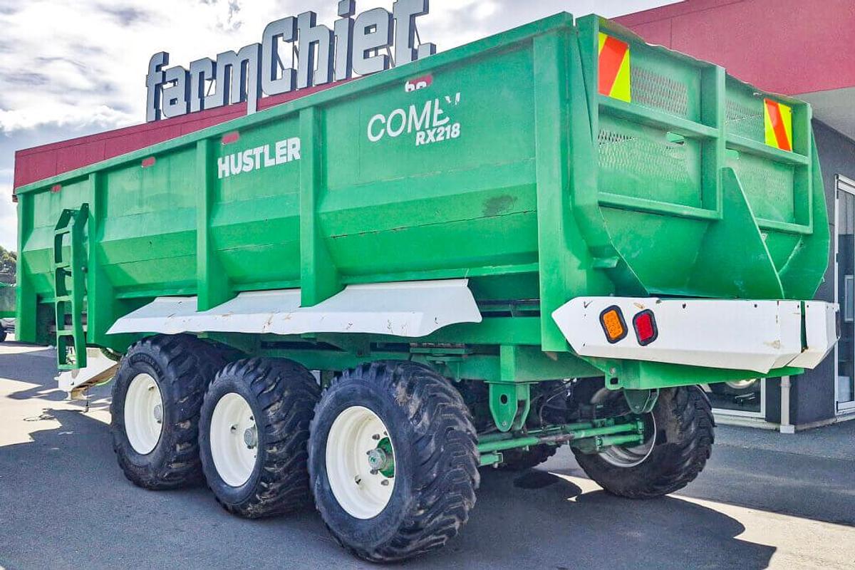 Used Hustler RX218 Feedout Wagon c/w Scales