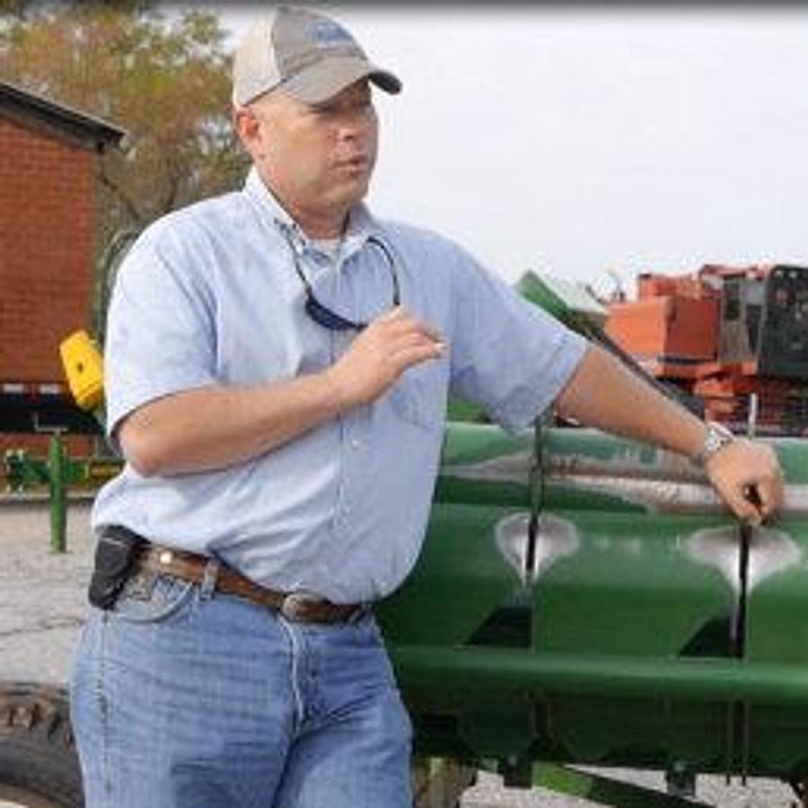 Chainless 2000 Round & Square Bale Feeder