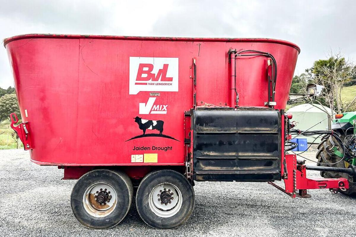 Used BVL V-Mix 20H 2S Plus 20M3 Mixer Wagon