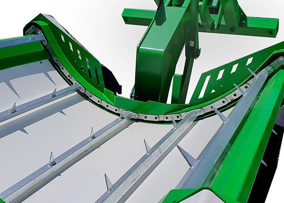 Trailed Bale Unrollers