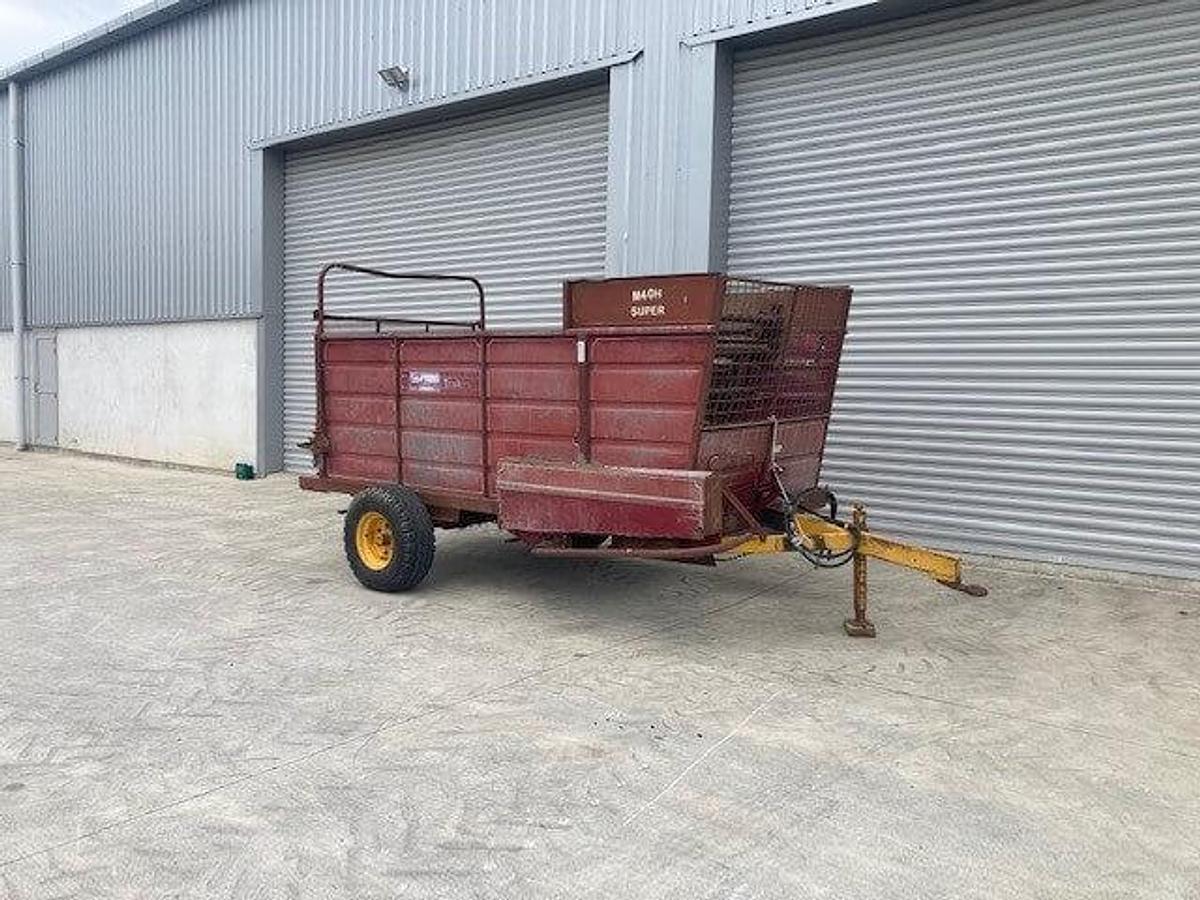 Used Giltrap M40H Bale Wagon Feedout