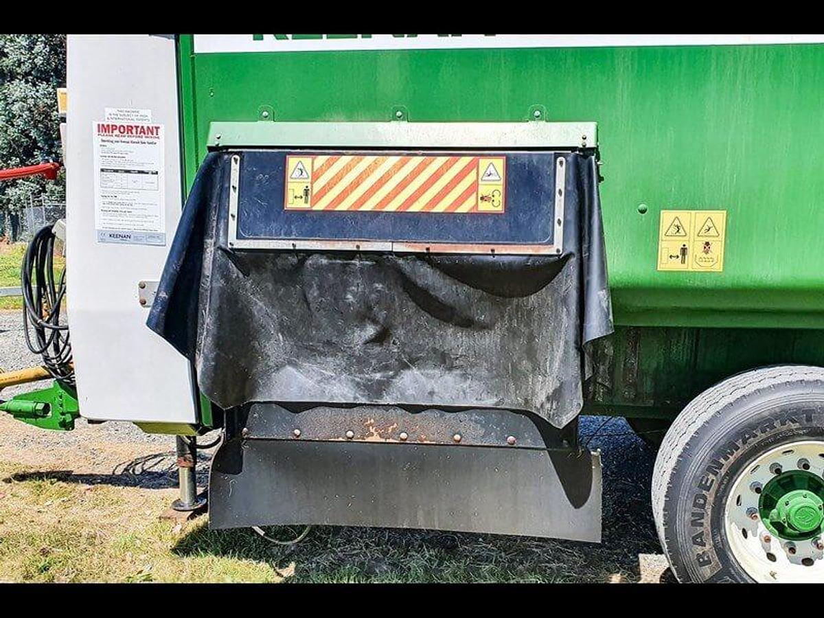 Used KEENAN 365 MIXER FEEDER