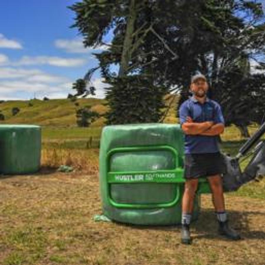 Softhands® Bale Handlers