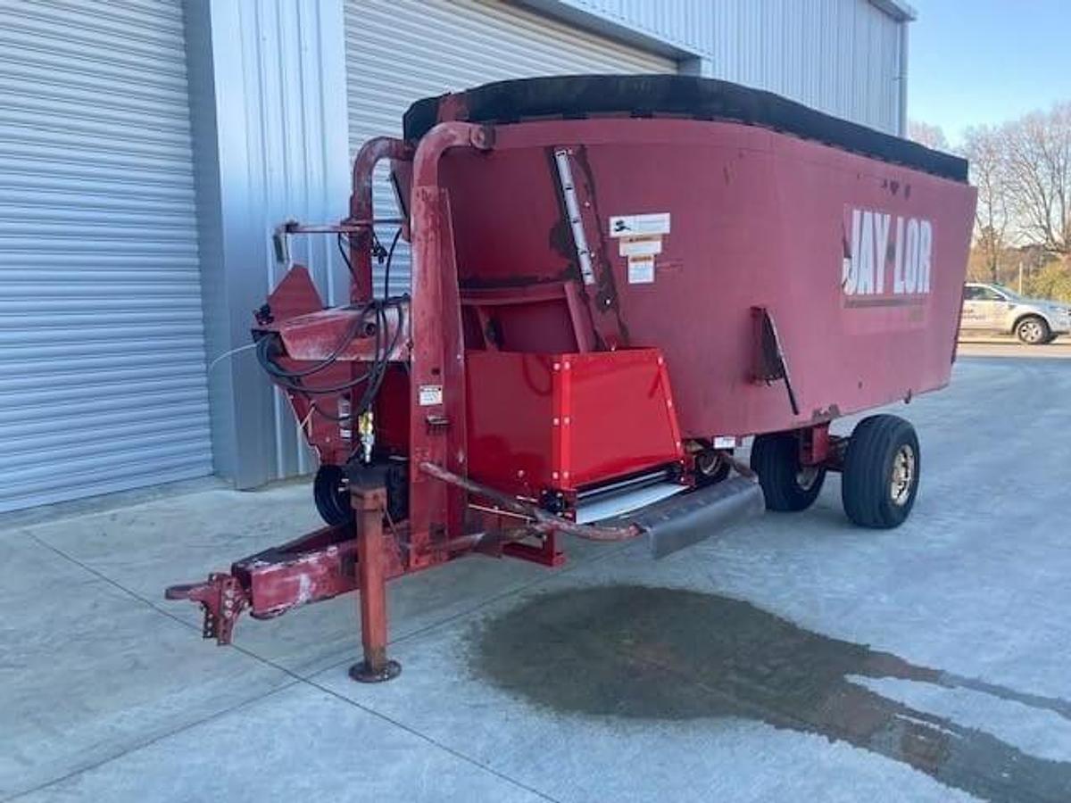 Used 2011 Jaylor 3650