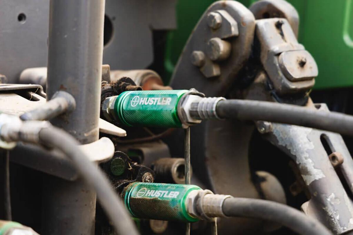 Trailed Chainless Bale Processors