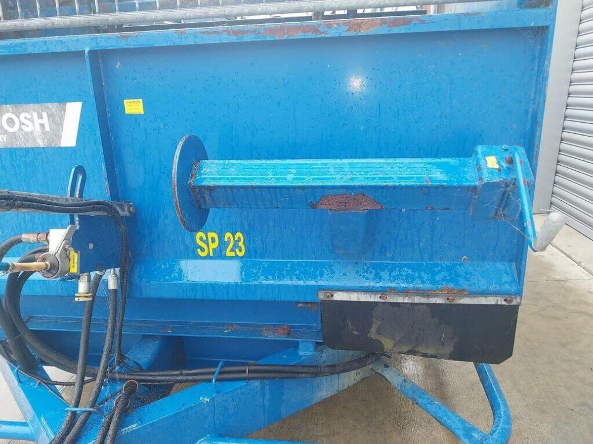 Used McIntosh Titan 800