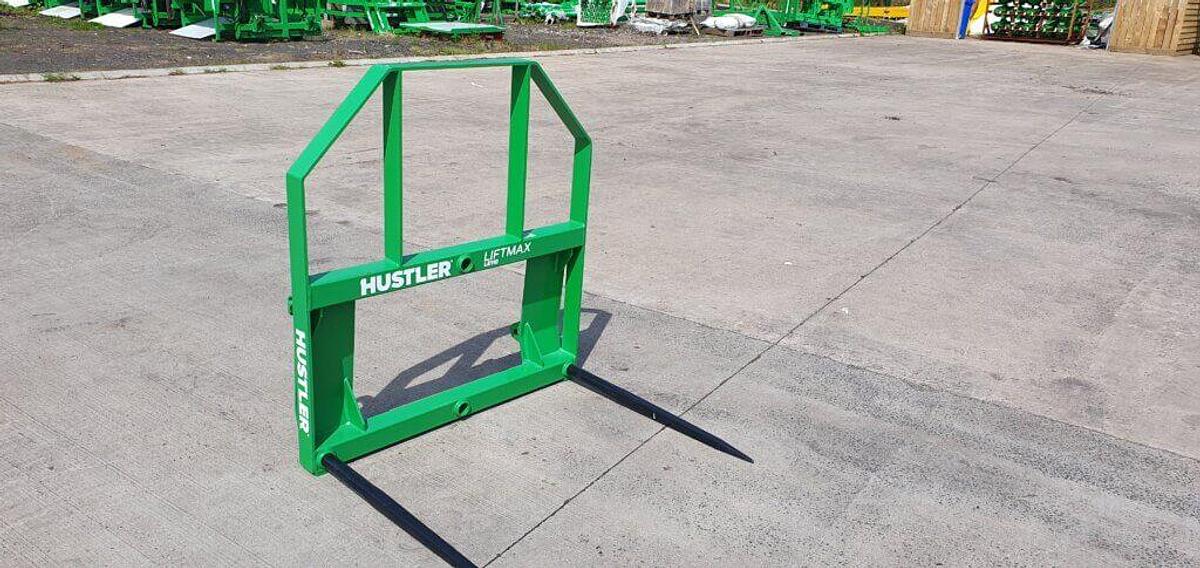 Used Hustler LiftMax LE110