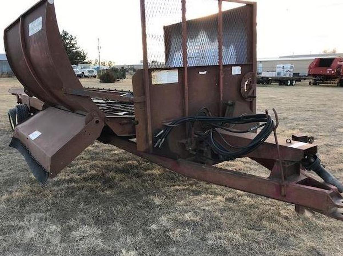 Used 2004 KRAMER RANCH-HAND BP 650 RED