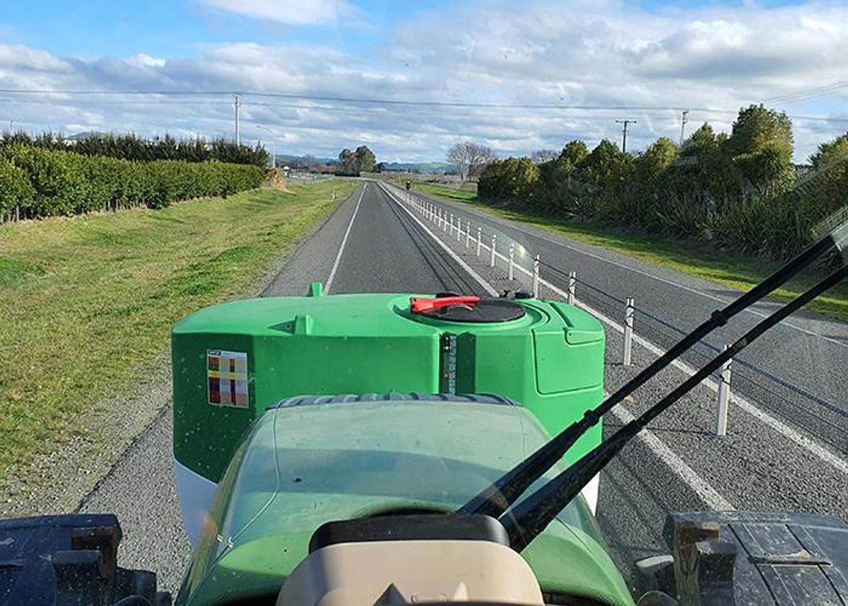 Applic8r Mounted Front Tanks