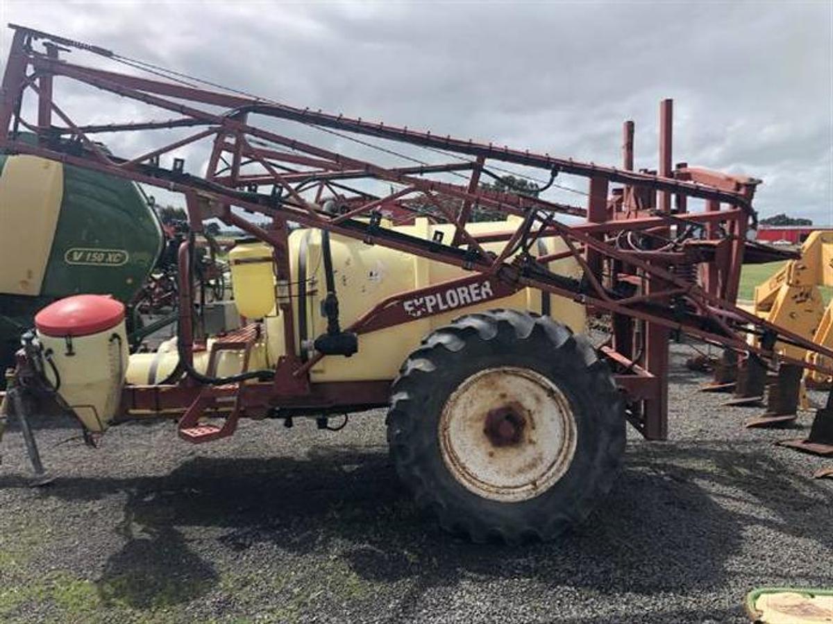 Used 2003 Hardi 2700 Explorer