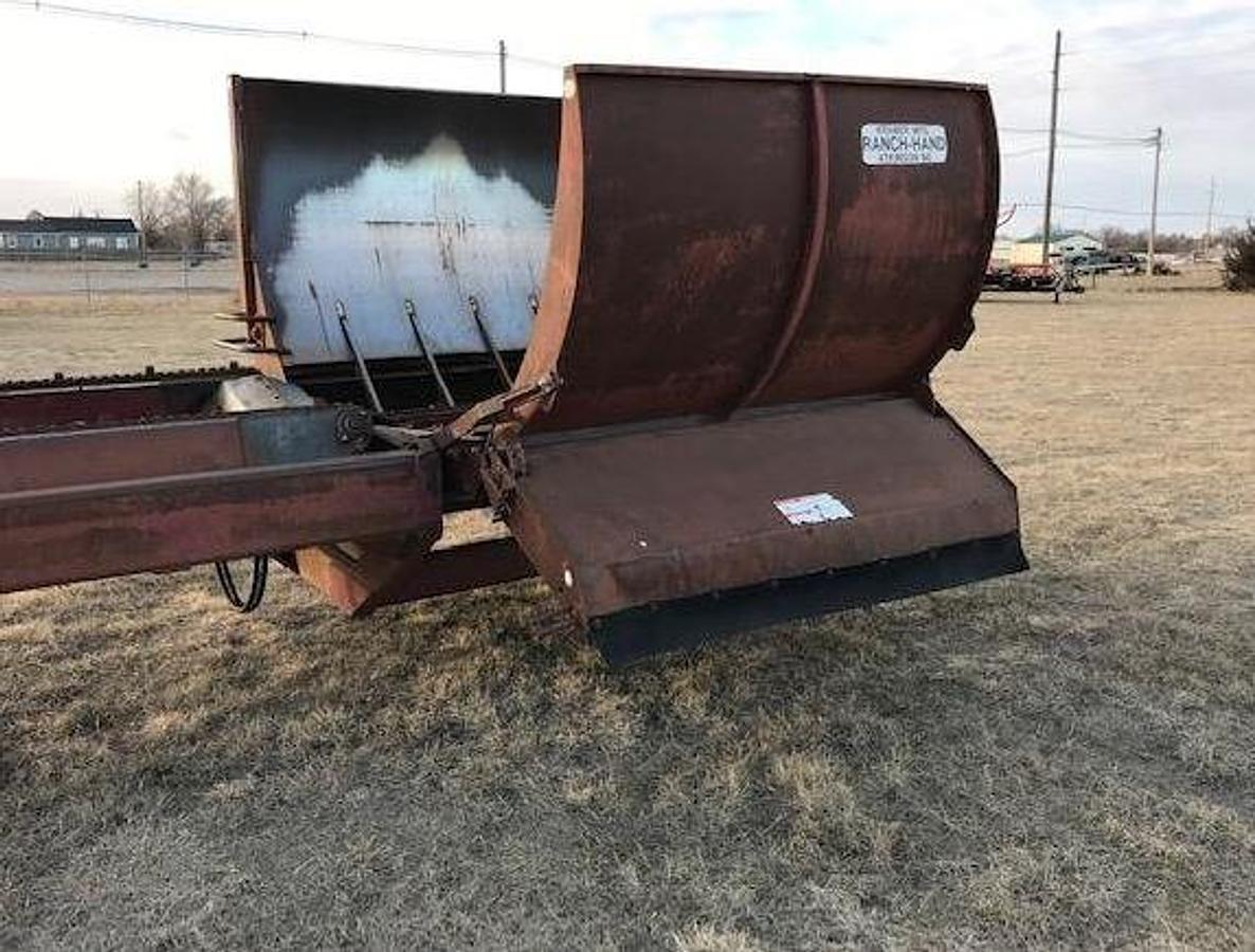 Used 2004 KRAMER RANCH-HAND BP 650 RED