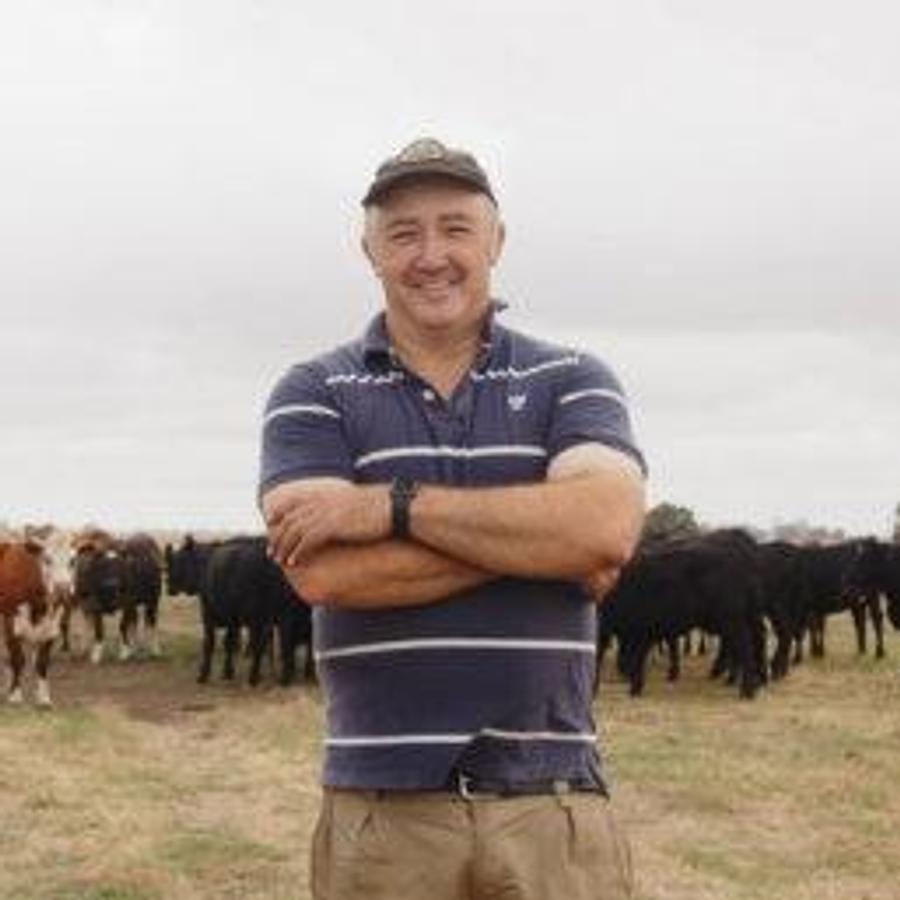 Trailed Bale Unrollers