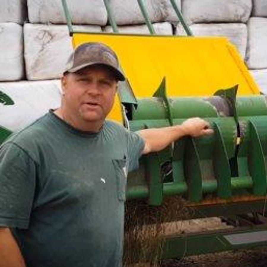 Trailed Chainless Bale Processors