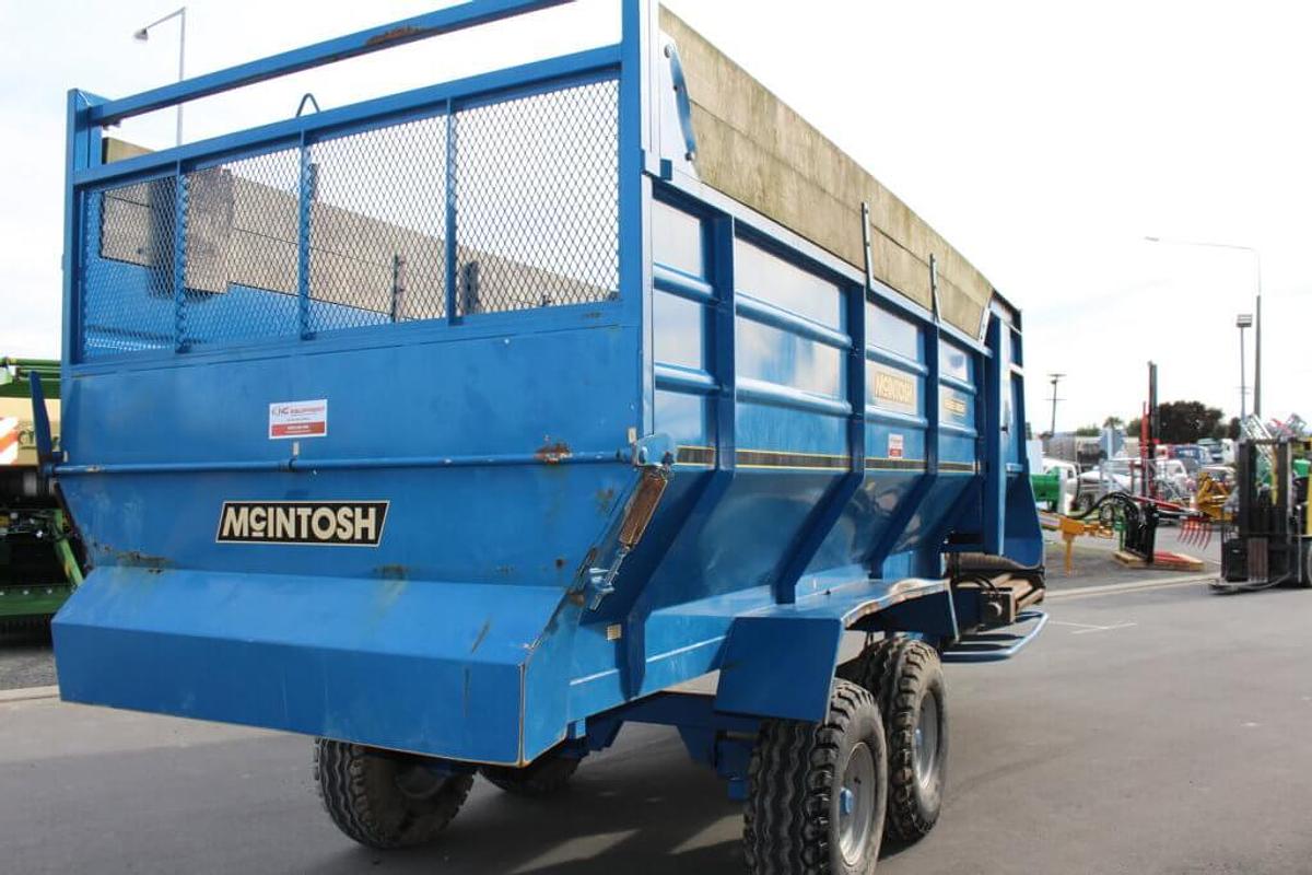 Used McIntosh MC800 Silage Wagon