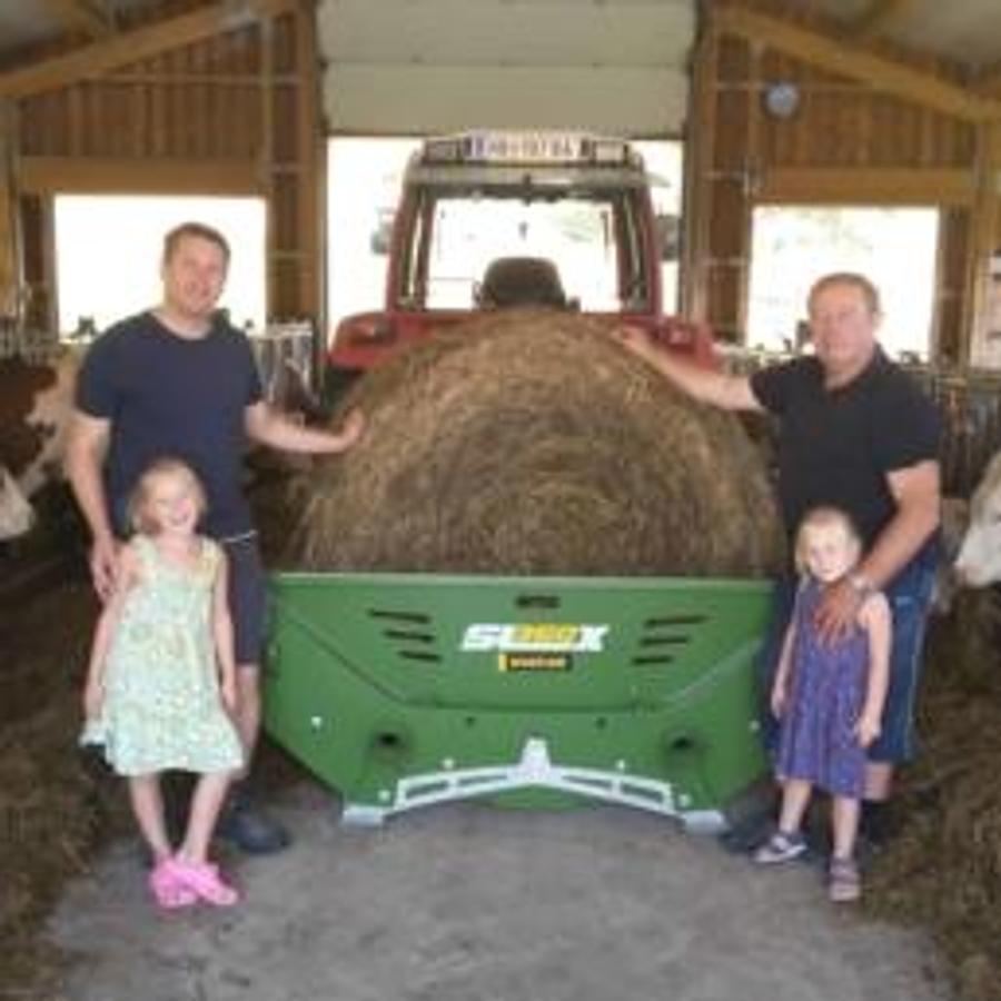 Mounted Bale Unrollers