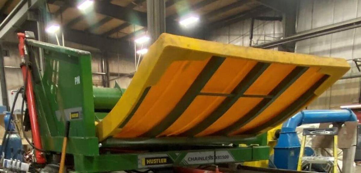 Used Hustler CHXR1500 Bale Feeder