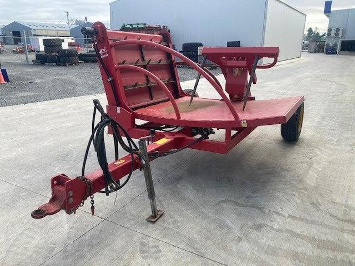 Used Duncan TSB Bale Wagon Feedout