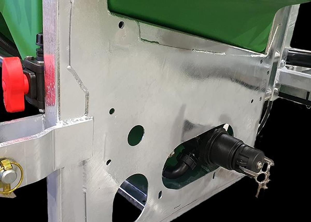 Applic8r Mounted Front Tanks