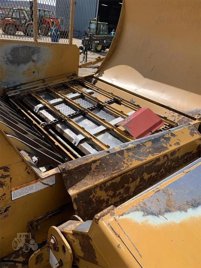 Used 2010 HAYBUSTER 2655