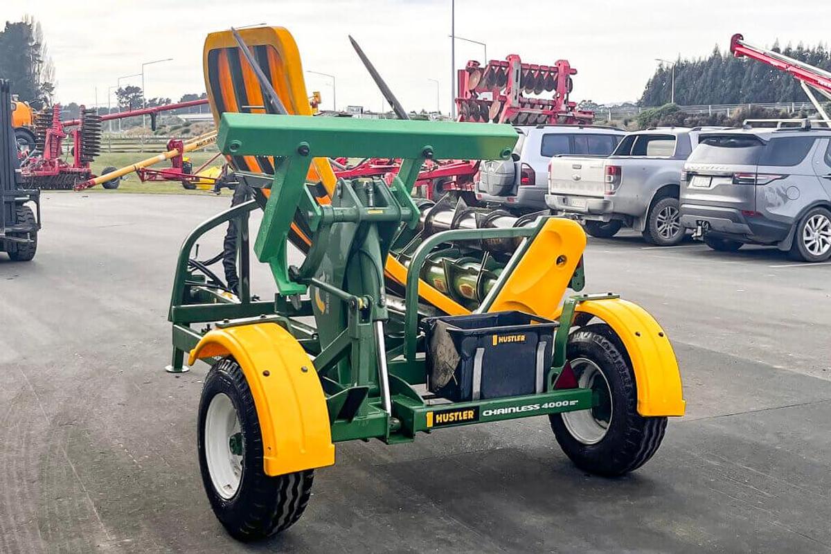Used Hustler Chainless 4000 Bale Feeder