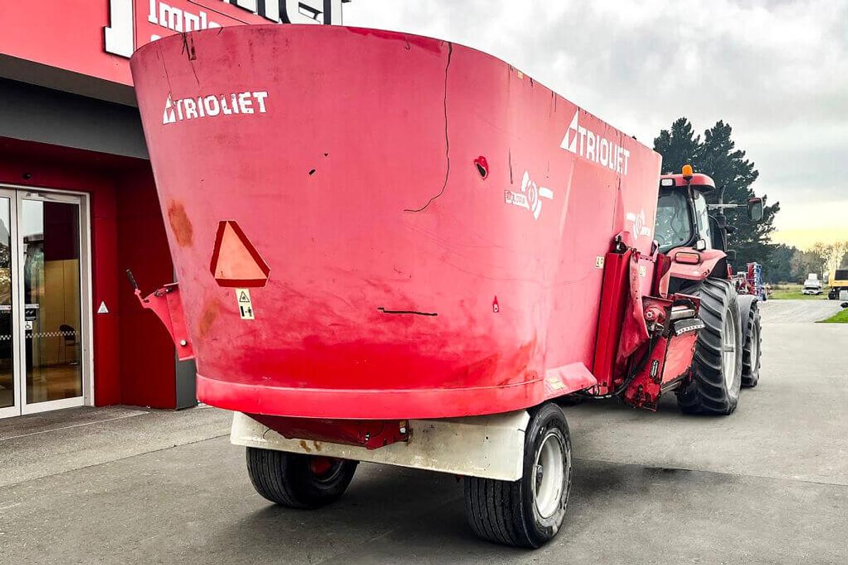 Used Trioliet 18cum Mixer wagon