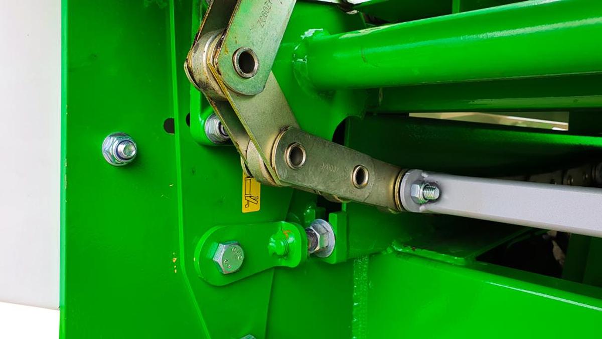 BaleXpress Multi-Bale Feeders